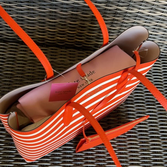 Kate Spade All Day Sailing Stripe Large Tote - Picture 14 of 16